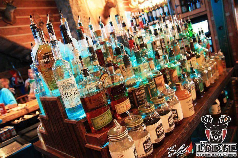 The Lodge | restaurant | 2278 First St, Fort Myers, FL 33901, USA | 2394332739 OR +1 239-433-2739