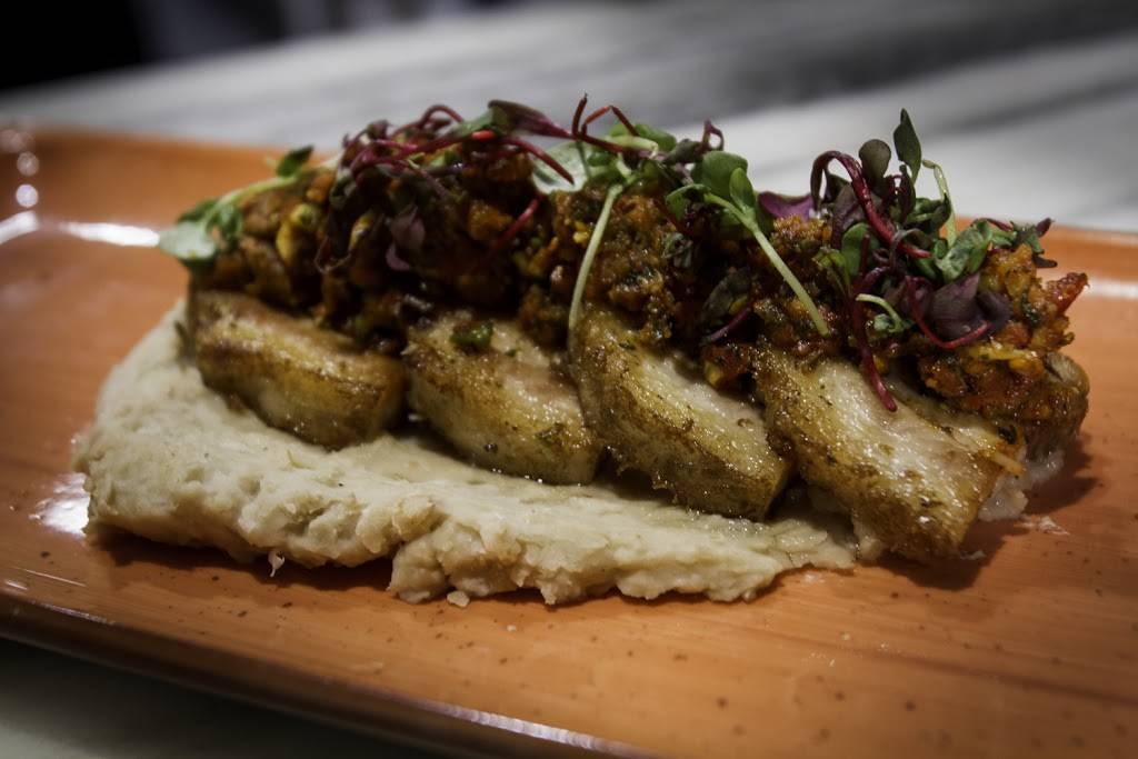 Modern Tavern (The Craftsman by Two Brothers) | restaurant | 16 West Jefferson Avenue, 2nd Floor, Naperville, IL 60540, USA | 6306157100 OR +1 630-615-7100