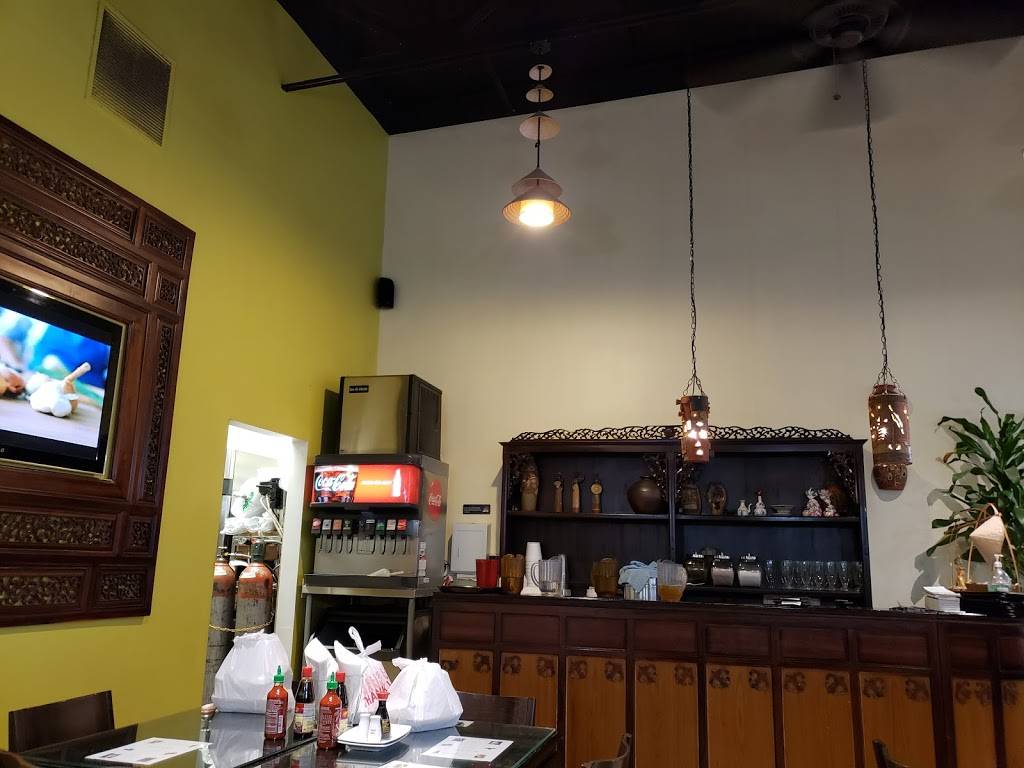 Viet Kitchen | restaurant | 20235 N Cave Creek Rd, Phoenix, AZ 85024, USA | 6027885535 OR +1 602-788-5535