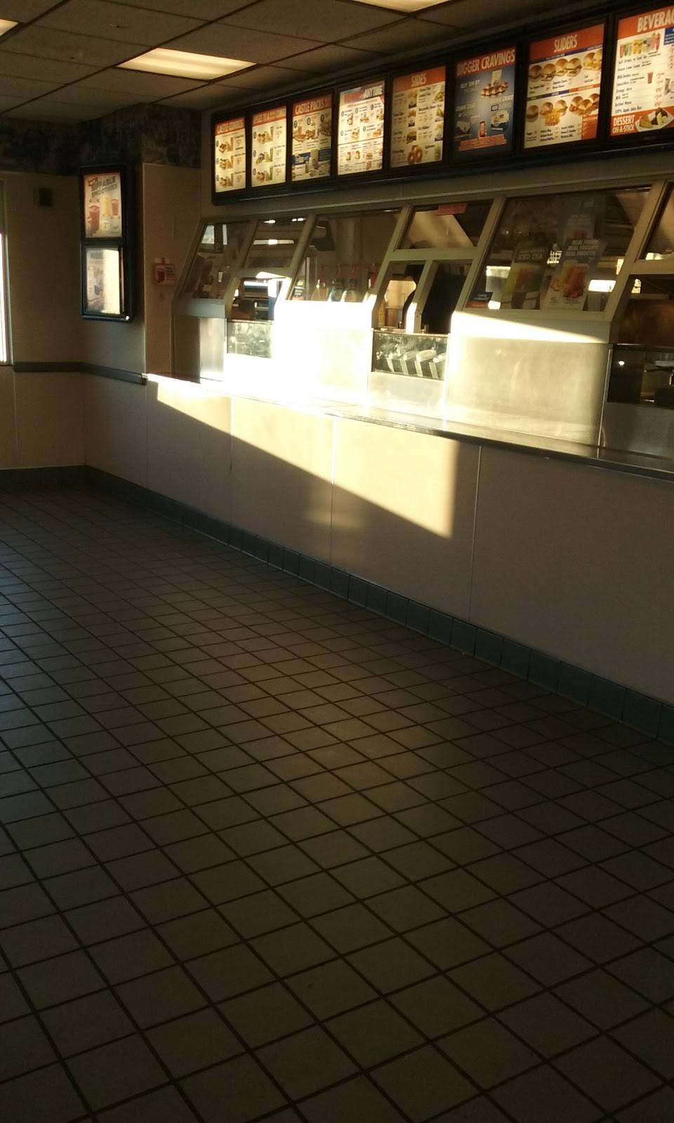 White Castle | restaurant | 20409 James Couzens Fwy, Detroit, MI 48235, USA | 3132724006 OR +1 313-272-4006