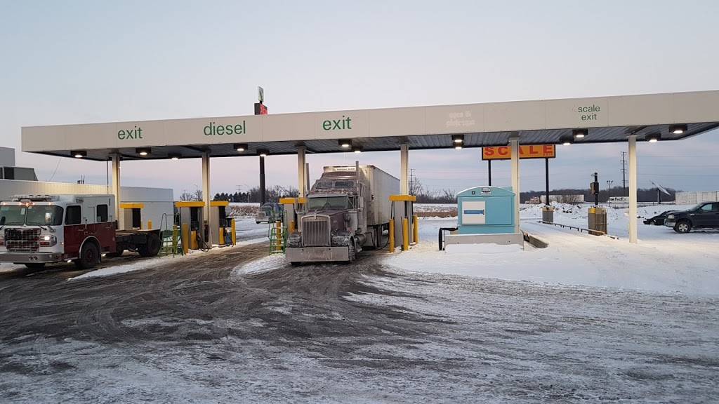 Edgerton Travel Plaza | restaurant | 568 Haugen Rd, Edgerton, WI 53534, USA | 6088849451 OR +1 608-884-9451