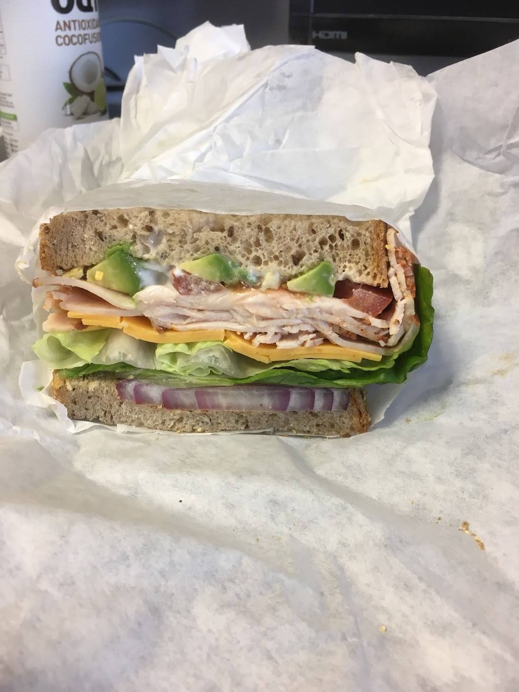 The Bee Hive | restaurant | 13308 E. Whittier Blvd, Whittier, CA 90602, USA | 5629459002 OR +1 562-945-9002