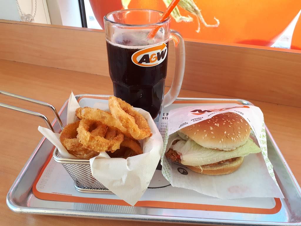 A&W Canada | restaurant | 2915 Boulevard de la Gare, Vaudreuil-Dorion, QC J7V 9R2, Canada | 4504550438 OR +1 450-455-0438