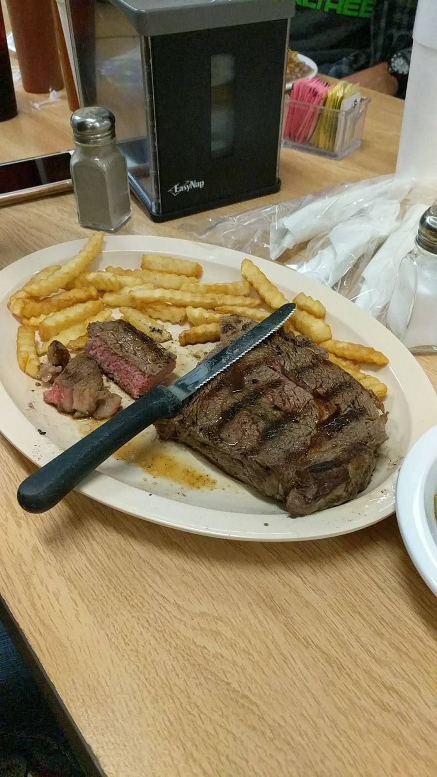 Elmers Restaurant | restaurant | 6841 Tallapoosa St, Notasulga, AL 36866, USA | 3342571998 OR +1 334-257-1998