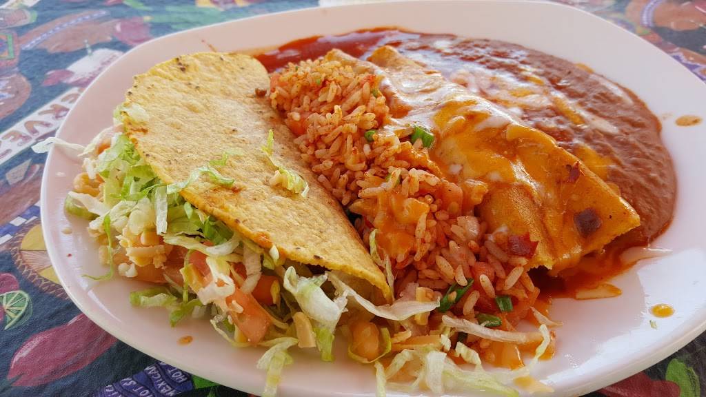 Anitas New Mexico Style Mexican Food | restaurant | 44305 Ice Rink Plaza, Ashburn, VA 20147, USA | 7037249870 OR +1 703-724-9870