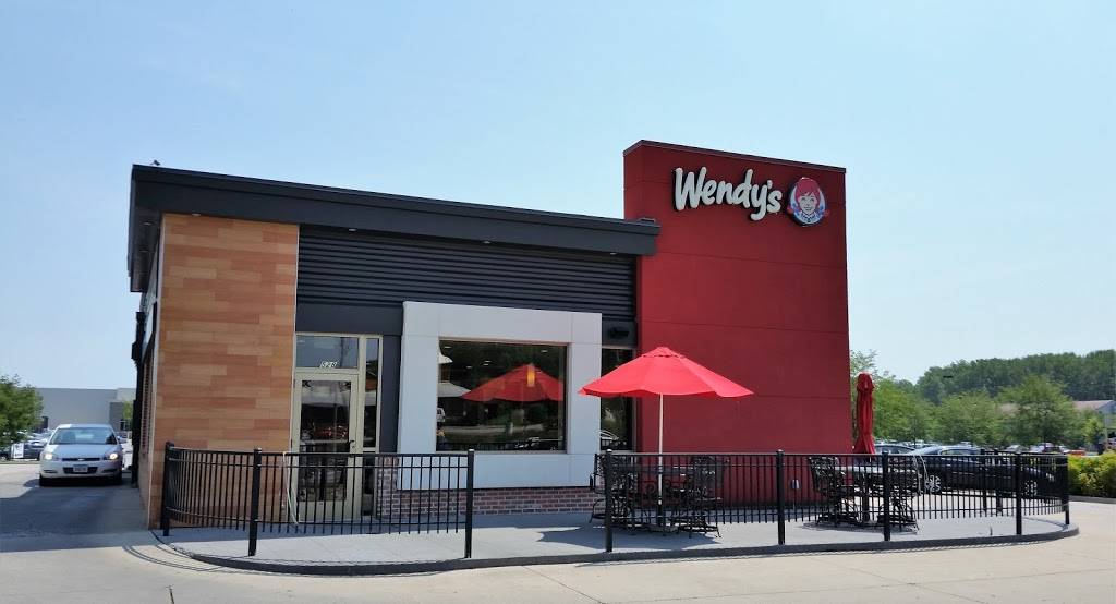 Wendys | restaurant | 528 S Duff Ave, Ames, IA 50010, USA | 5152329369 OR +1 515-232-9369
