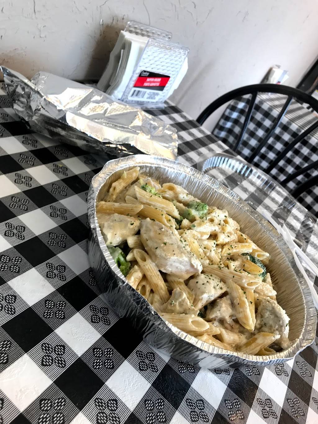 Park Street Pizza | restaurant | 104 Park St, Attleboro, MA 02703, USA | 5084554701 OR +1 508-455-4701