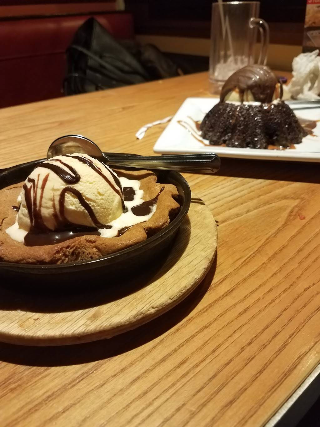 Chilis Grill & Bar | meal takeaway | 1497 Richmond Ave, Staten Island, NY 10314, USA | 7186970883 OR +1 718-697-0883