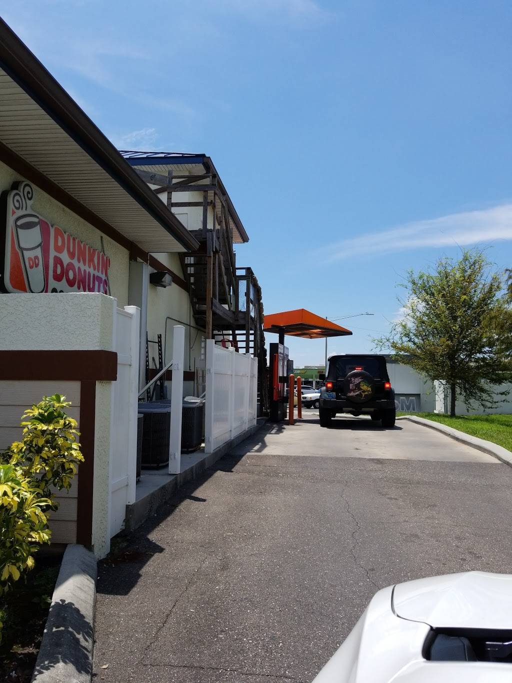 Dunkin | cafe | 2600 Bayshore Blvd, Dunedin, FL 34698, USA | 7272302303 OR +1 727-230-2303