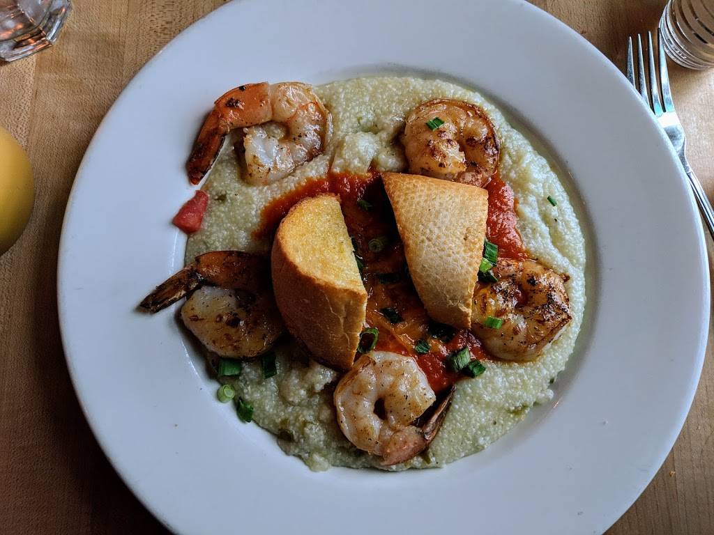 Chez Zee American Bistro | restaurant | 5406 Balcones Dr, Austin, TX 78731, USA | 5124542666 OR +1 512-454-2666