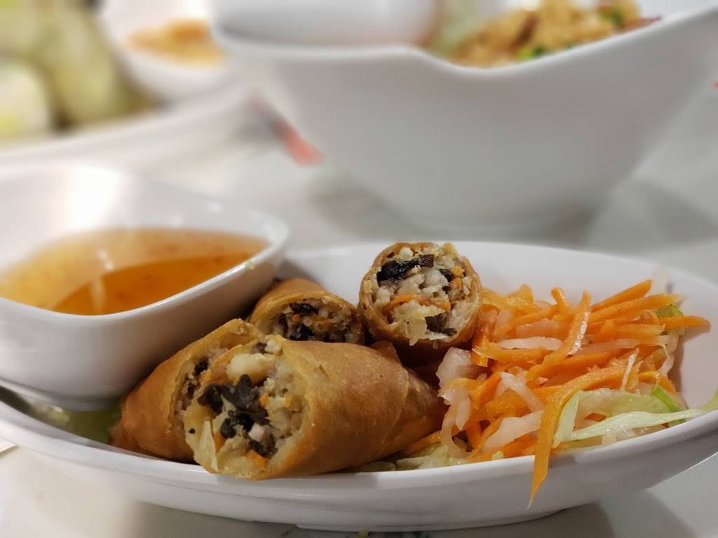 Saigon Noodle Bar | restaurant | 8221 Germantown Ave, Philadelphia, PA 19118, USA | 2672697228 OR +1 267-269-7228