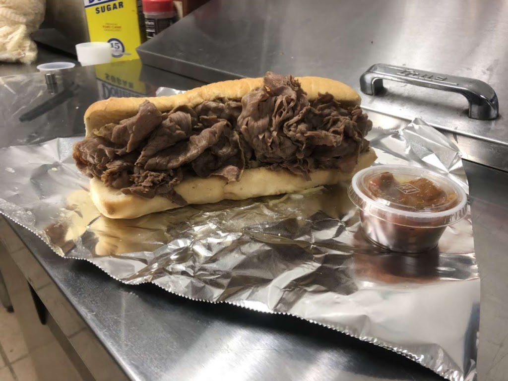 Gulf Gas Station | restaurant | 330 N Main St, Seneca, IL 61360, USA | 8157696000 OR +1 815-769-6000