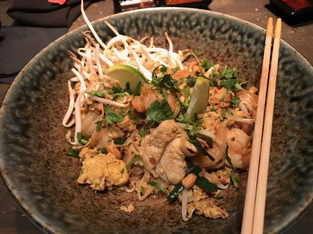 Roka Bar and Asian Flavors Restaurant | restaurant | 1616 S Utica Ave, Tulsa, OK 74104, USA | 9183827777 OR +1 918-382-7777