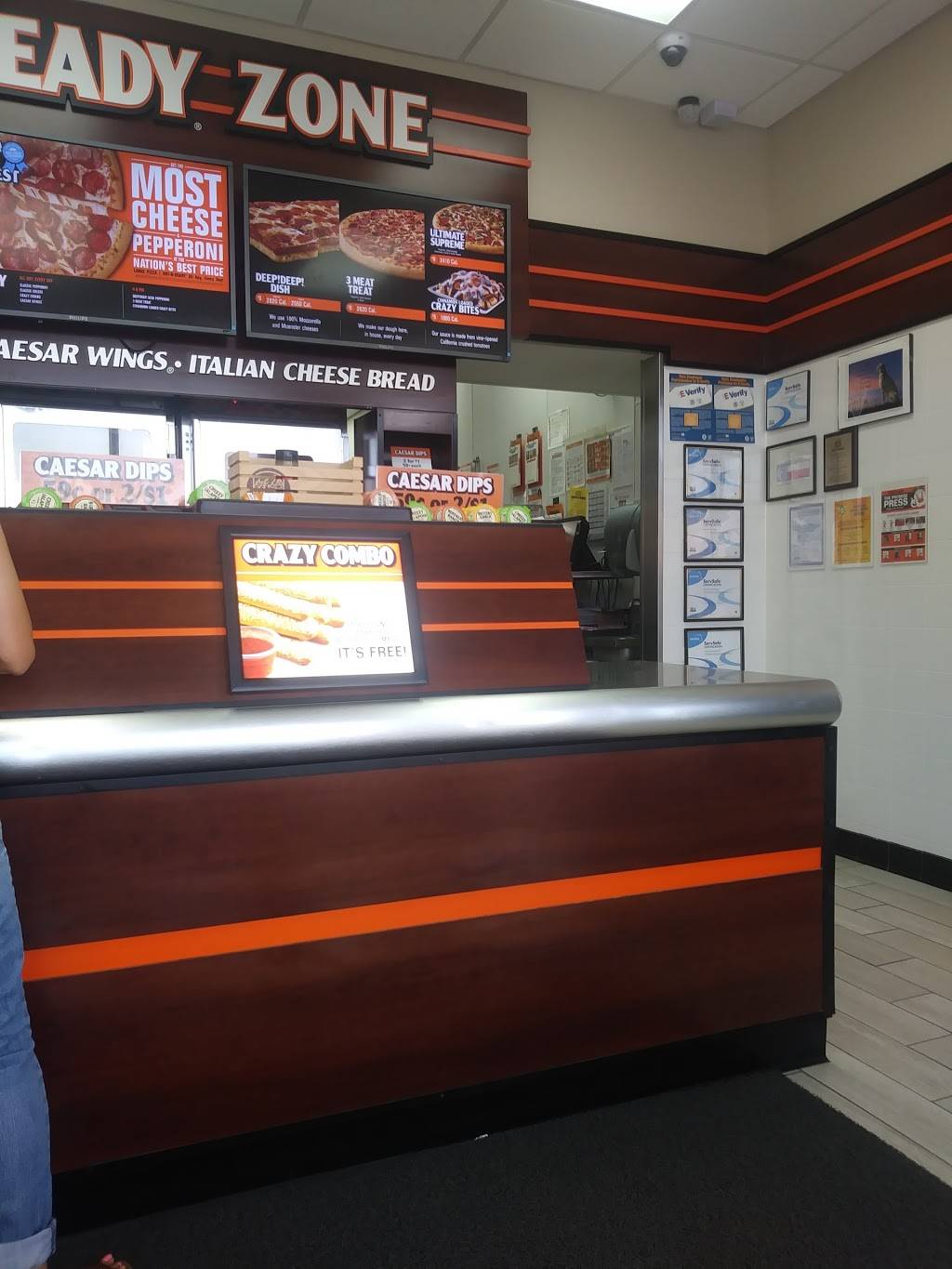 Little Caesars Pizza | meal takeaway | 12218 Jones Rd, Houston, TX 77070, USA | 2819704995 OR +1 281-970-4995