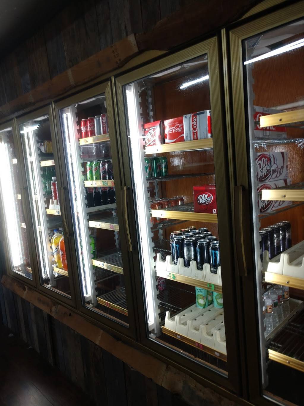 Montezuma Valley Market | restaurant | 37552 Montezuma Valley Rd, Ranchita, CA 92066, USA | 6196937536 OR +1 619-693-7536