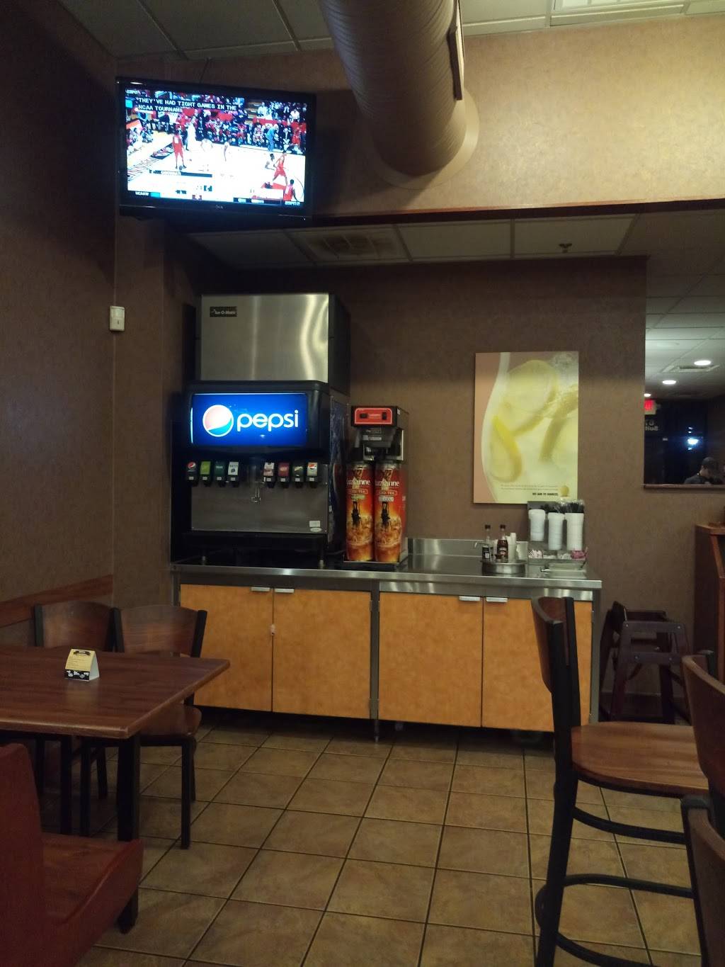 Penn Station East Coast Subs | meal takeaway | 6752 Cincinnati Dayton Rd, Liberty Township, OH 45044, USA | 5137553999 OR +1 513-755-3999