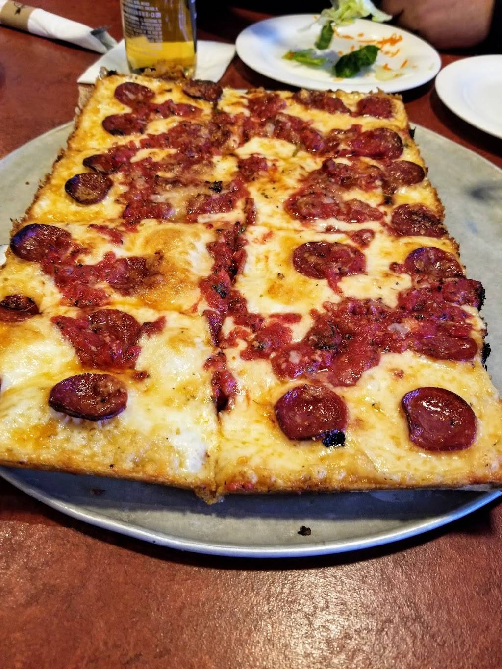 Buddys Pizza | restaurant | 3153 Ann Arbor-Saline Rd, Ann Arbor, MI 48108, USA | 7347929130 OR +1 734-792-9130