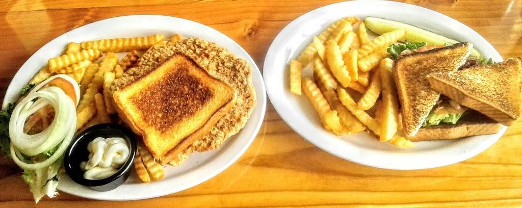 Granny Frannys | restaurant | 3191 Flucom Rd, De Soto, MO 63020, USA | 6365864100 OR +1 636-586-4100