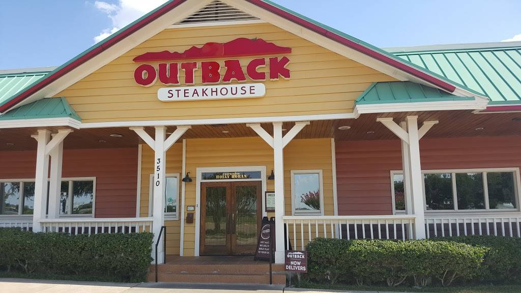 Outback Steakhouse | restaurant | 3510 W Airport Fwy, Irving, TX 75062, USA | 9723991477 OR +1 972-399-1477