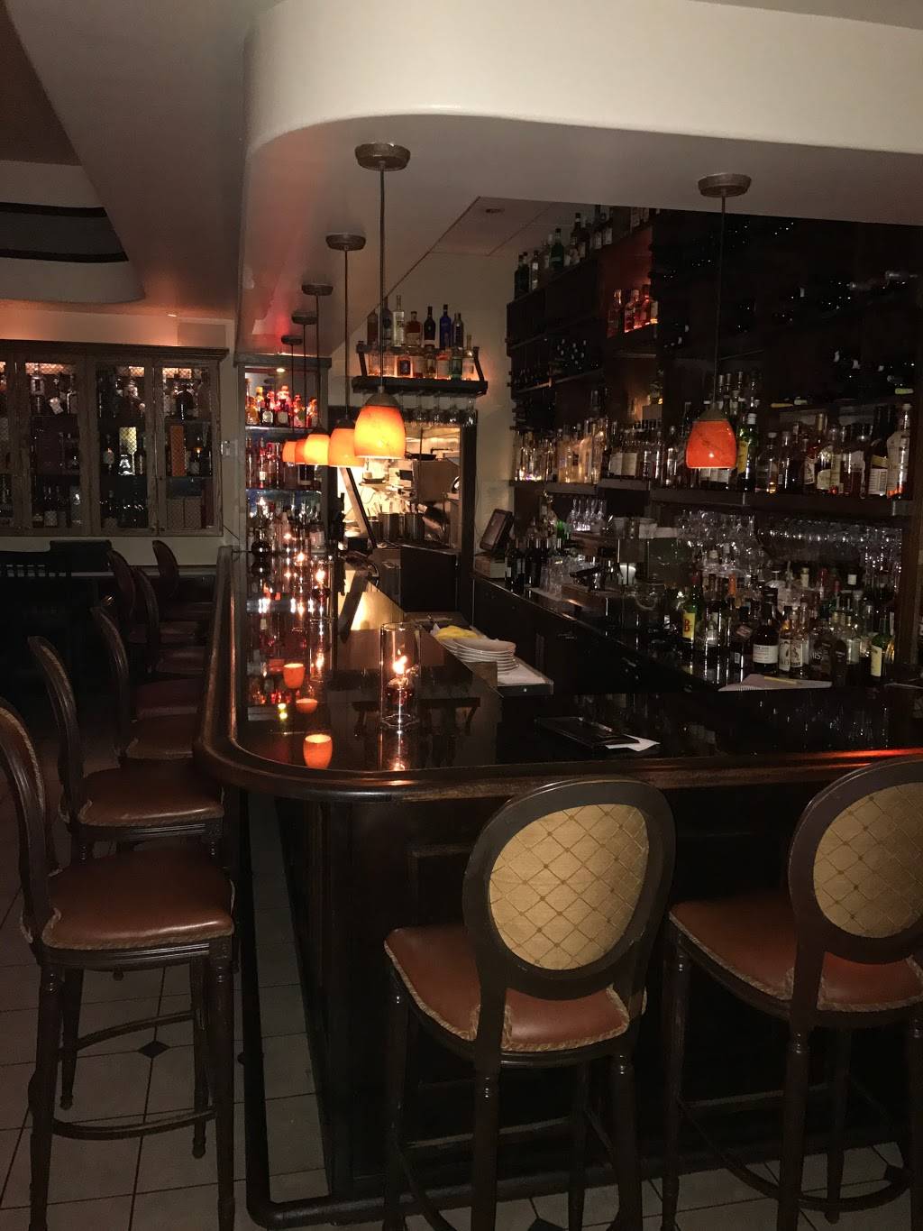 Two Chefs | restaurant | 8287 S Dixie Hwy, Miami, FL 33143, USA | 3056632100 OR +1 305-663-2100