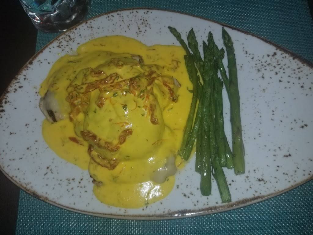 Bar Meets Grill | restaurant | 11154 CA-76, Pala, CA 92059, USA | 8779467252 OR +1 877-946-7252