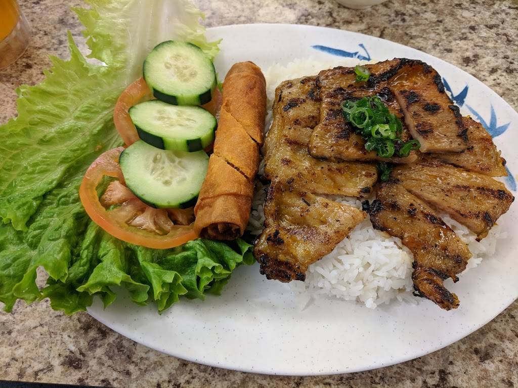 Pho Dan | restaurant | 2711 La Frontera Blvd, Round Rock, TX 78681, USA | 5125273699 OR +1 512-527-3699