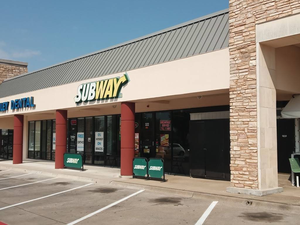 Subway | restaurant | 6464 Northwest Hwy, Dallas, TX 75214, USA | 2148909898 OR +1 214-890-9898