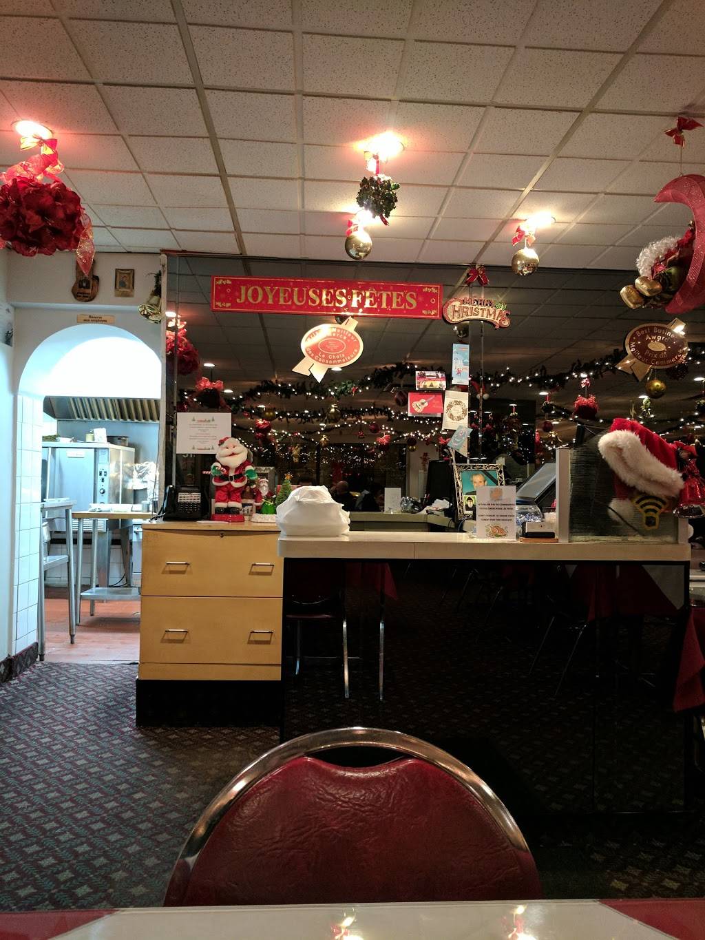 Daou | restaurant | 519 Rue Faillon E, Montréal, QC H2R 1L6, Canada | 5142768310 OR +1 514-276-8310