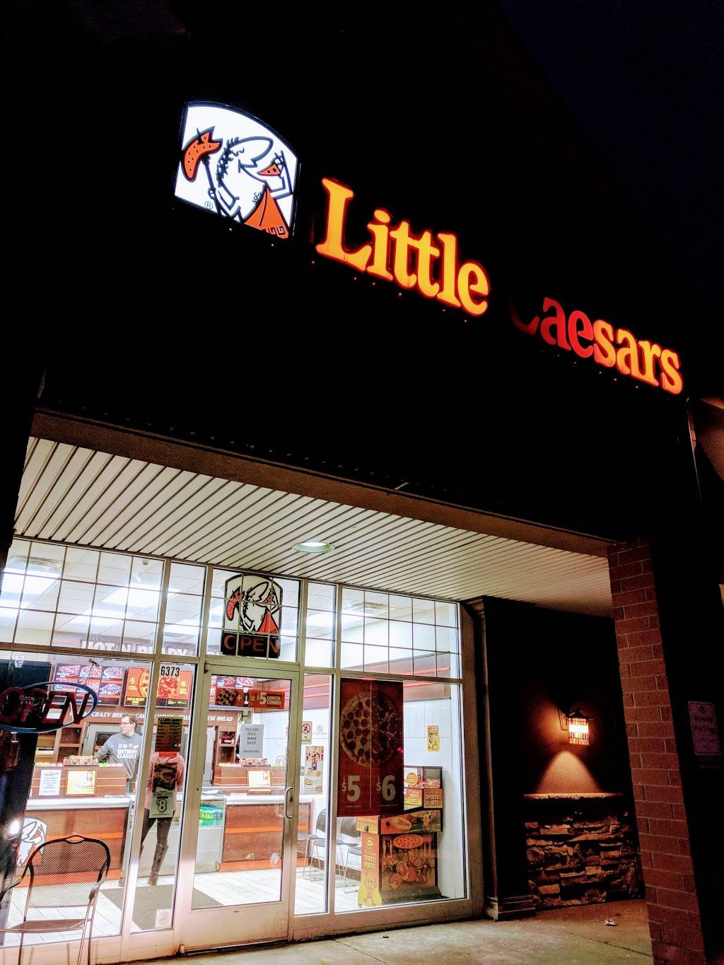 Little Caesars Pizza | meal takeaway | 6373 Sashabaw Rd, Village of Clarkston, MI 48346, USA | 2486201007 OR +1 248-620-1007