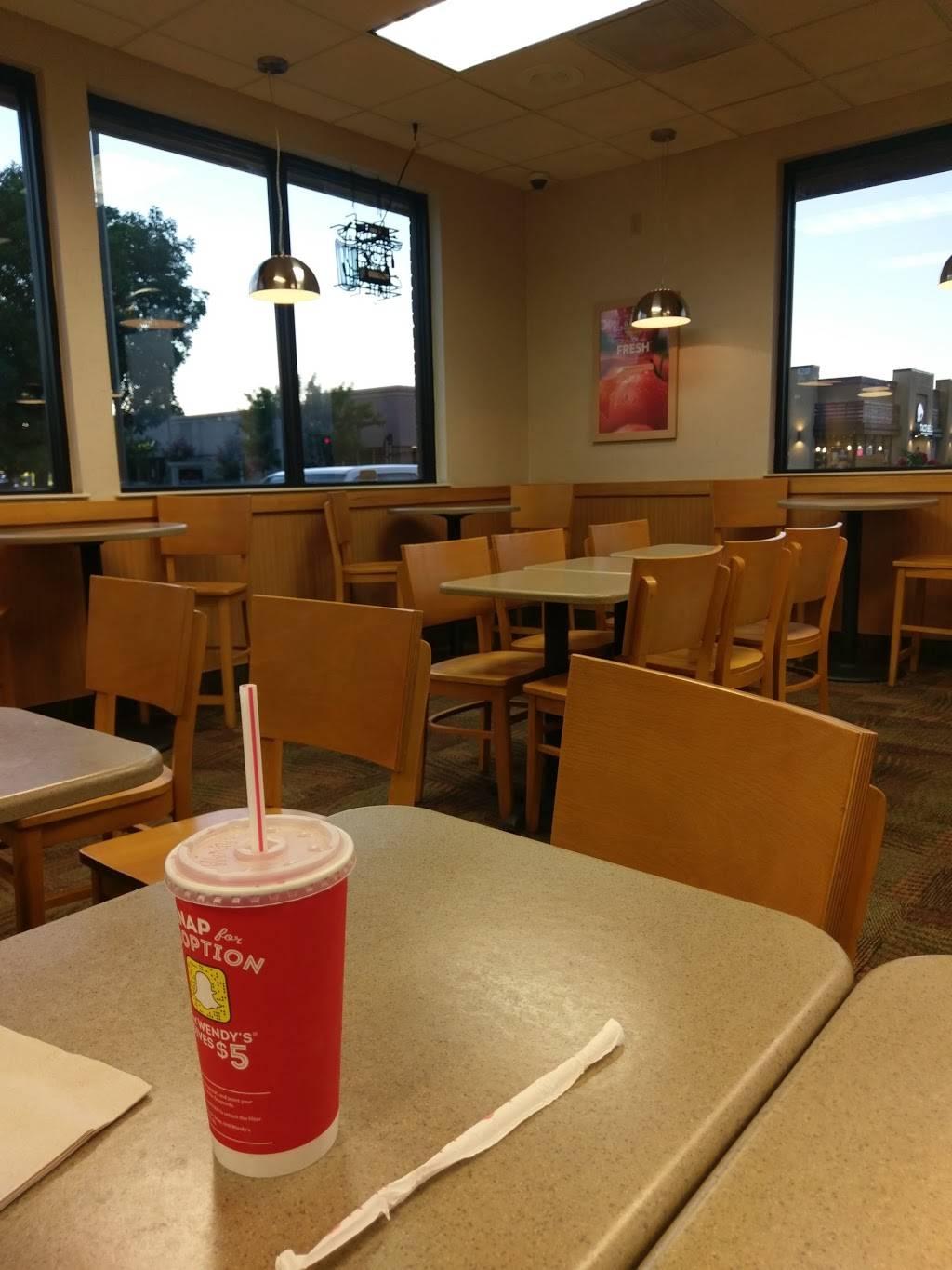 Wendys | restaurant | 800 Bellevue Rd, Atwater, CA 95301, USA | 2093584505 OR +1 209-358-4505