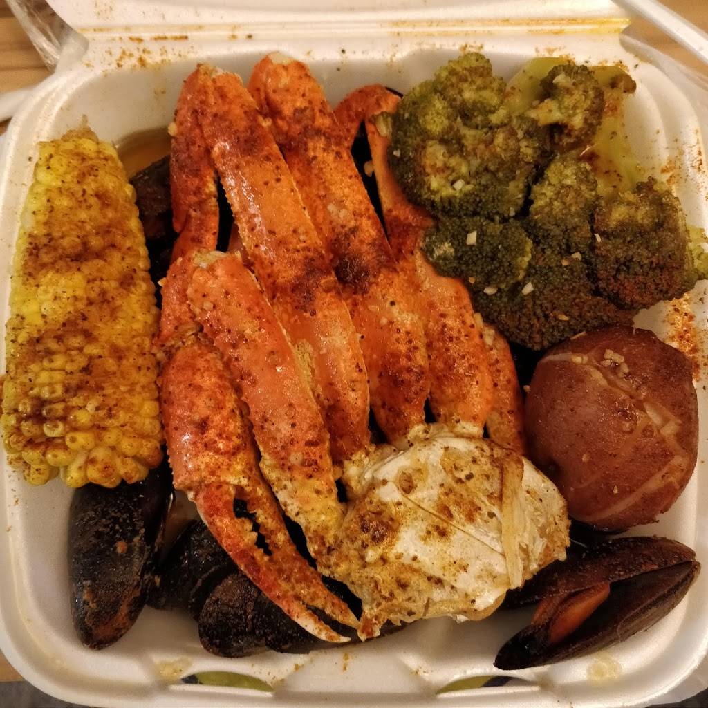 Mr Hook Fish & Chicken | restaurant | 5625 Germantown Ave, Philadelphia, PA 19144, USA | 2158484665 OR +1 215-848-4665