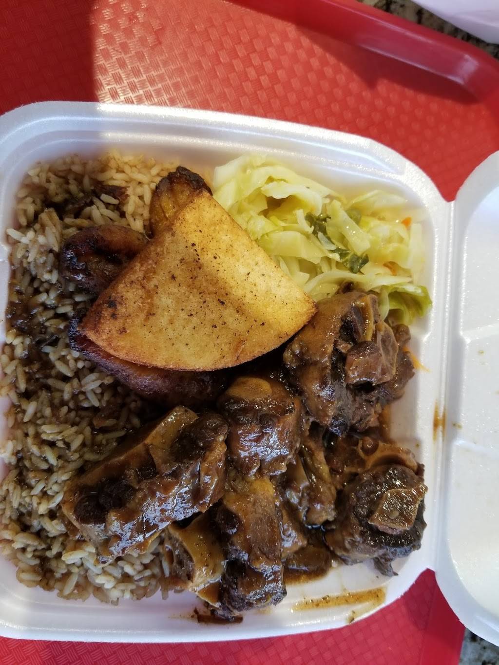 Golden Krust Caribbean Restaurant | restaurant | 676 Duluth Hwy, Lawrenceville, GA 30046, USA | 7708024030 OR +1 770-802-4030