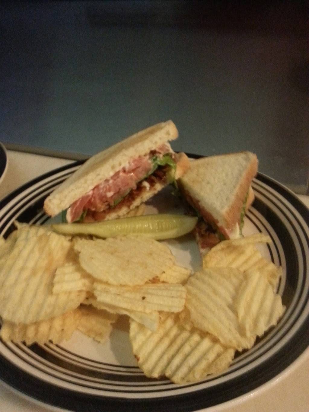 Southport Food & Spirits | restaurant | 629 Southport Rd, Roebuck, SC 29376, USA | 8645961077 OR +1 864-596-1077