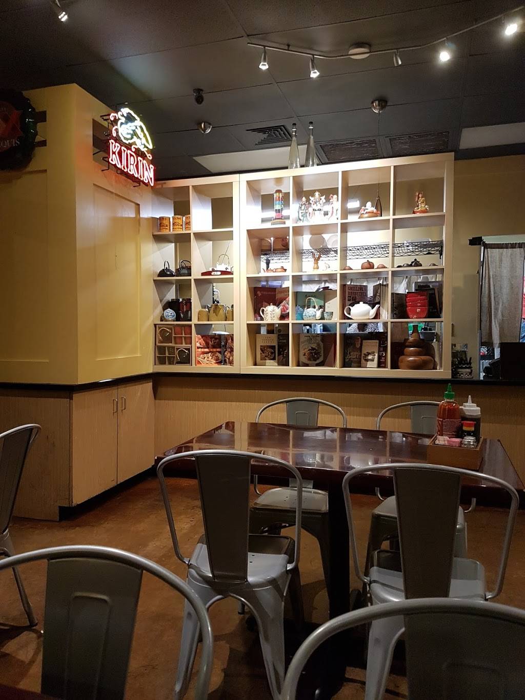 Pho Thaison | restaurant | 2438 W Anderson Ln, Suite A3, Austin, TX 78757, USA | 5124200001 OR +1 512-420-0001