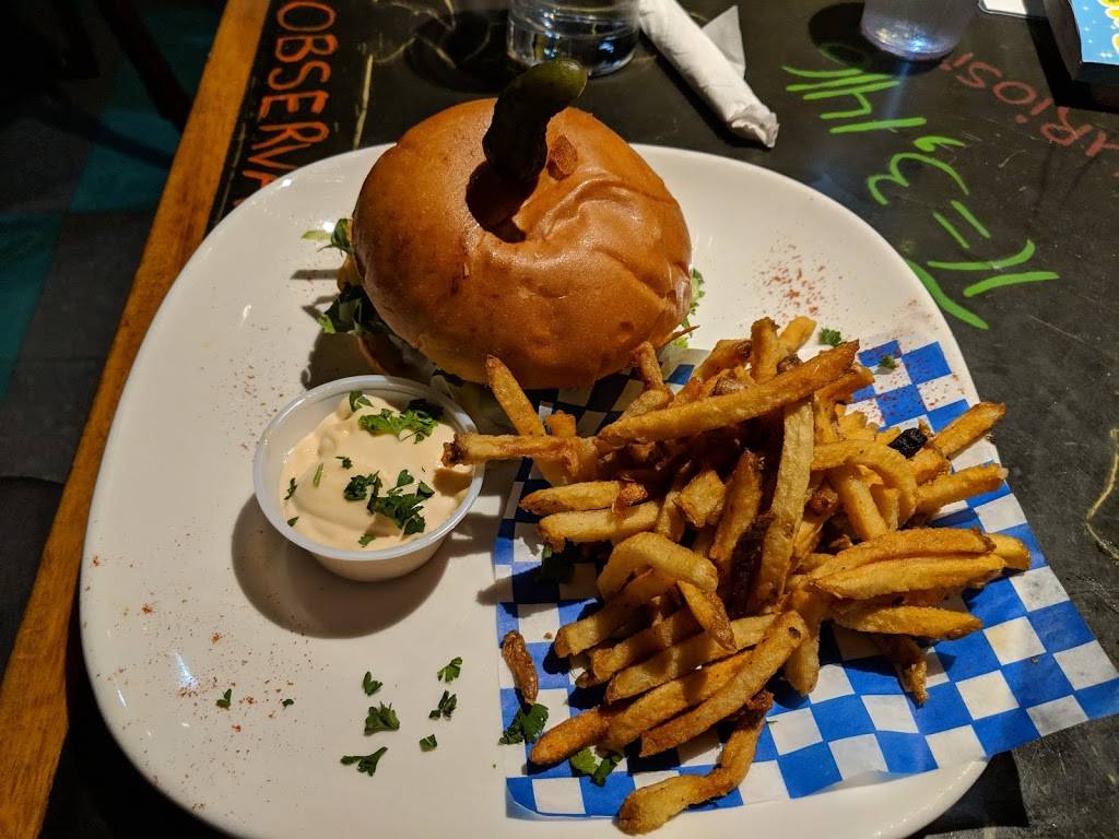 Lala Bistro | restaurant | 530 Avenue de Buckingham, Gatineau, QC J8L 1N2, Canada | 8199861676 OR +1 819-986-1676