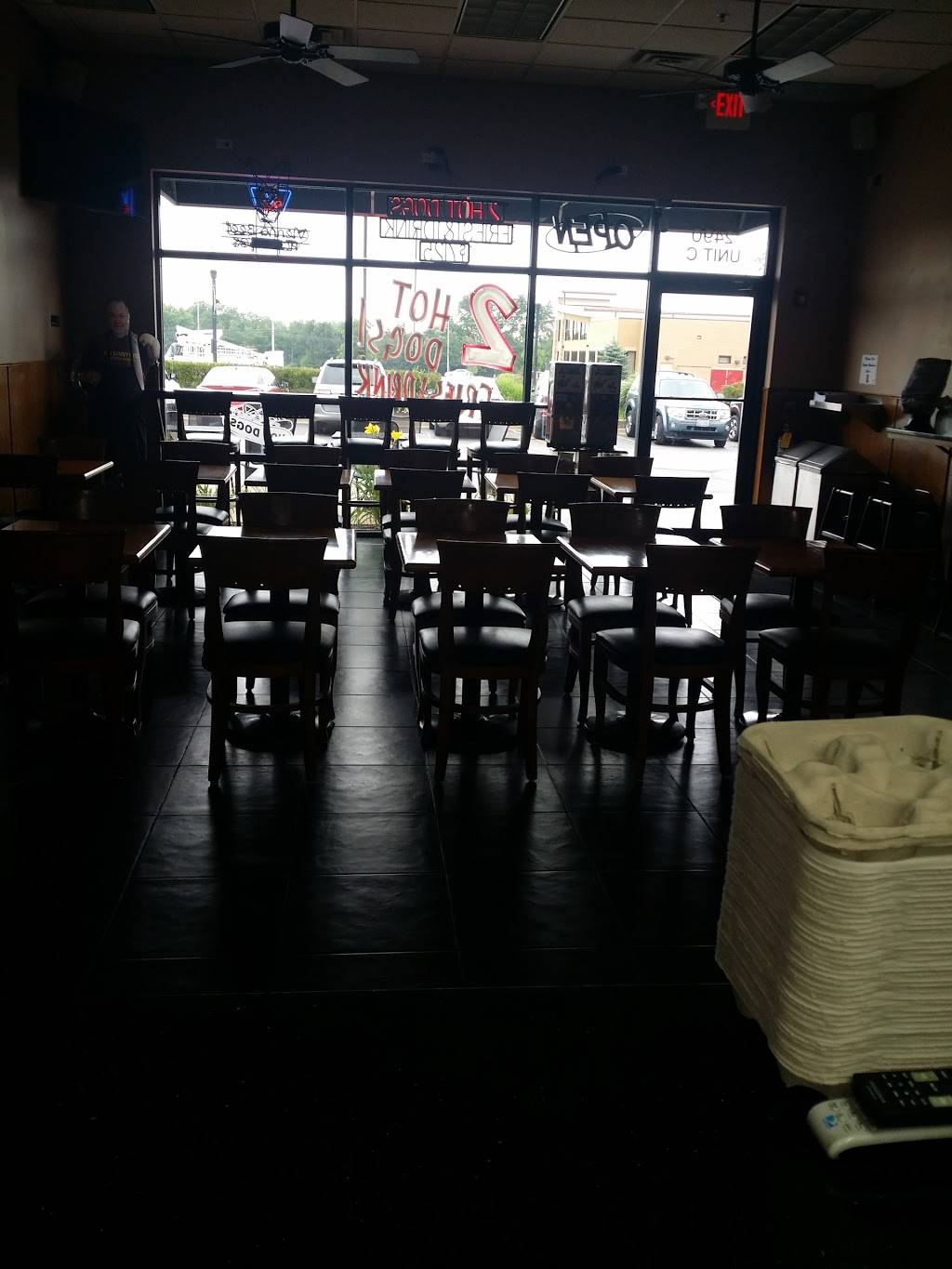 Big Sammys Hot Dogs II | restaurant | 2490 Bushwood Dr # C, Elgin, IL 60124, USA | 8475511830 OR +1 847-551-1830