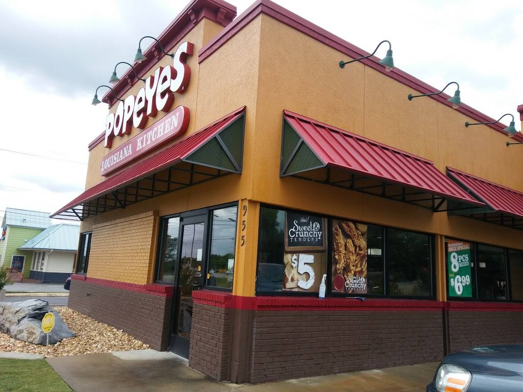 Popeyes Louisiana Kitchen | restaurant | 955 W South Blvd, Montgomery, AL 36105, USA | 3342814572 OR +1 334-281-4572