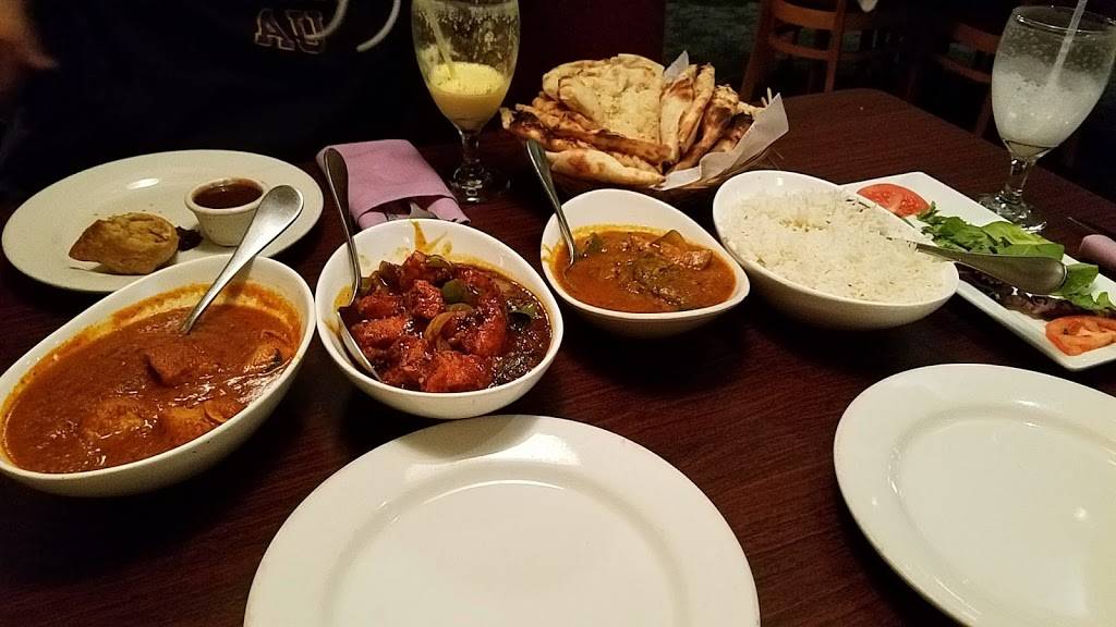 Amaya Indian Cuisine | restaurant | 1900 S Clinton Ave, Rochester, NY 14618, USA | 5852413223 OR +1 585-241-3223