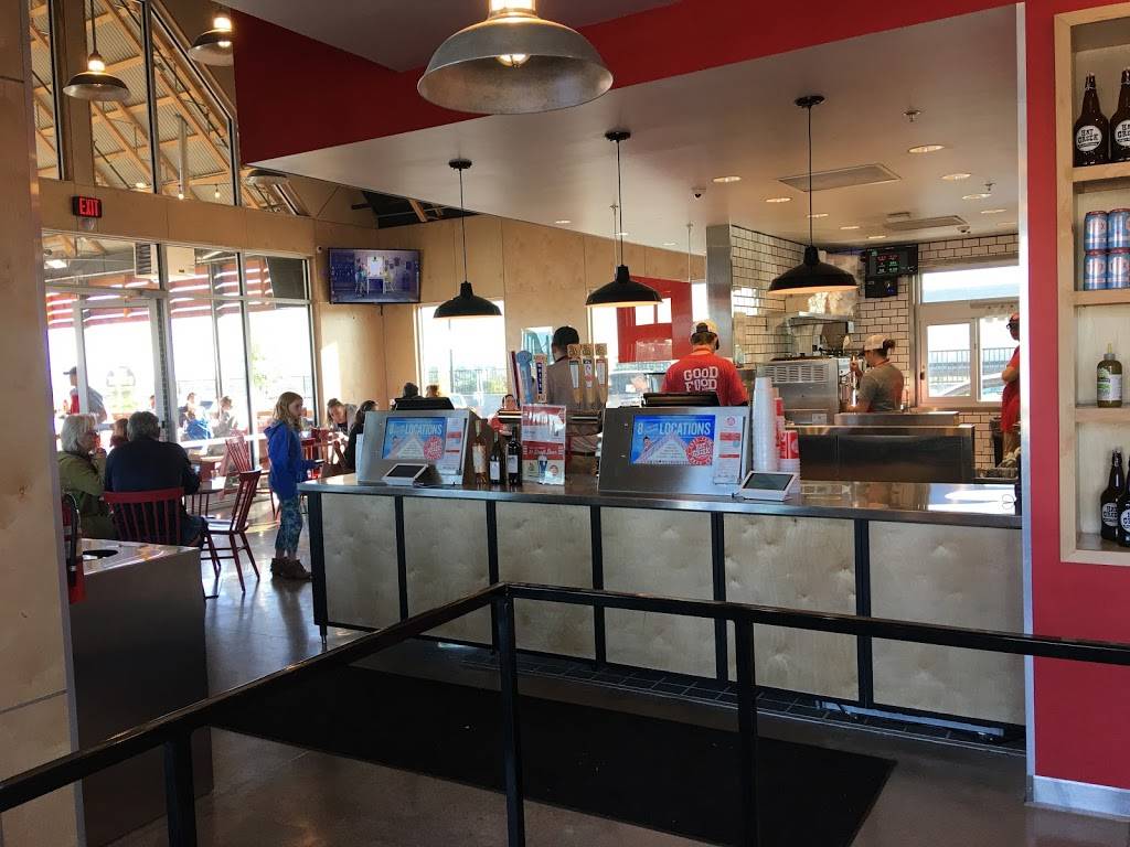 Hat Creek Burger Co. | restaurant | 166 Hargraves Dr., F-100, Dripping Springs, TX 78737, USA | 5124320161 OR +1 512-432-0161