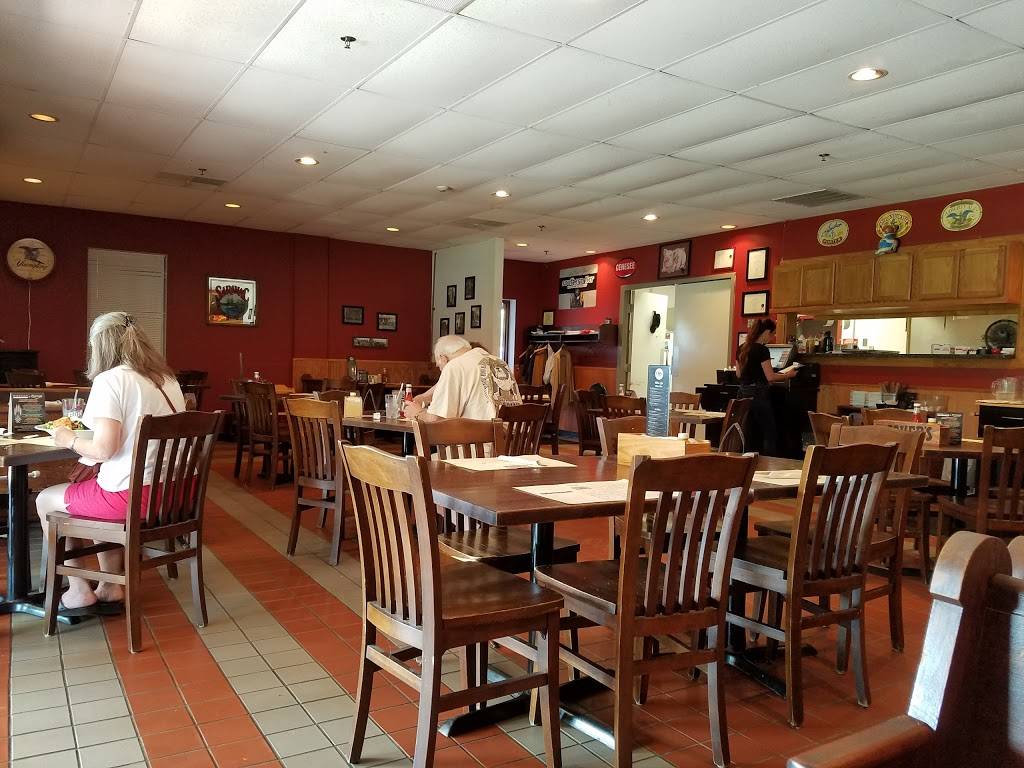 Crossroads Bar and Grille | restaurant | 3120 N Triphammer Rd, Lansing, NY 14882, USA | 6075337803 OR +1 607-533-7803