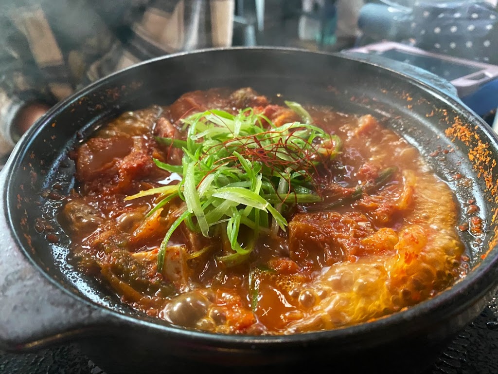 M Pocha | restaurant | 101 E Chapel Hill St, Durham, NC 27701, USA | 9192949177 OR +1 919-294-9177