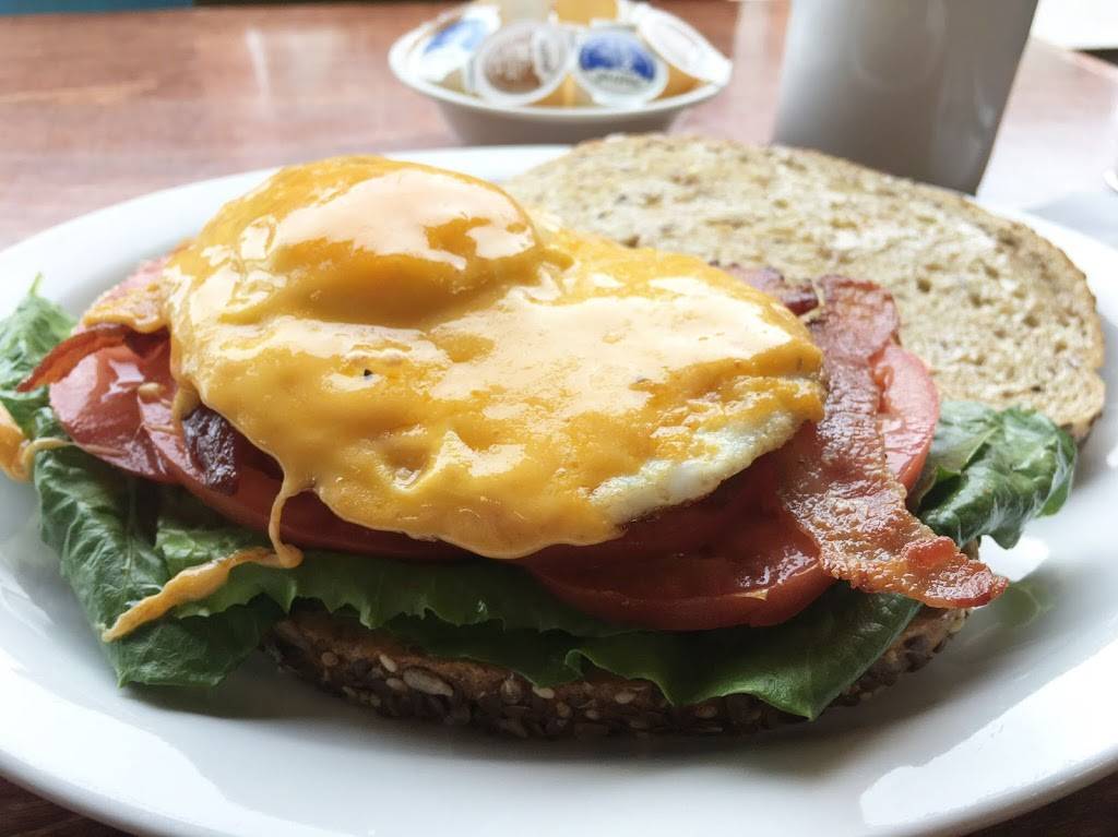 Happy All-Day Breakfast & Lunch | restaurant | 17665 Leslie St #3, Newmarket, ON L3Y 3E3, Canada | 9052358767 OR +1 905-235-8767