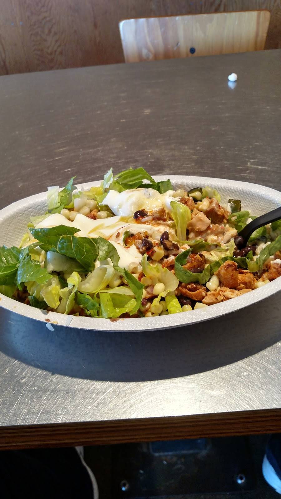 Chipotle Mexican Grill | restaurant | 55 Dodge St, Beverly, MA 01915, USA | 9788167955 OR +1 978-816-7955