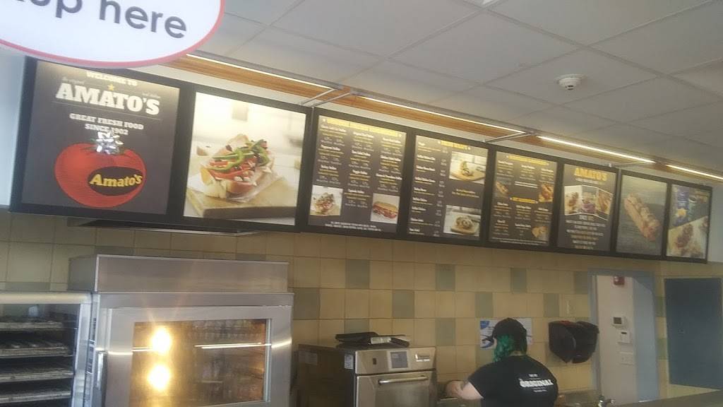 Amatos | restaurant | 145 Myricks St, Berkley, MA 02779, USA | 5089239658 OR +1 508-923-9658