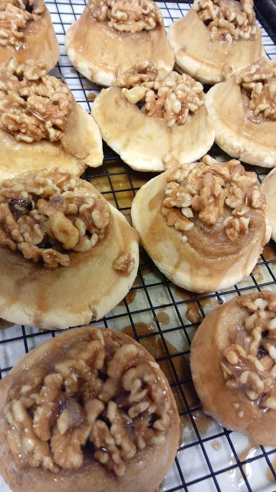 Michaels AM | restaurant | 1562 Akron Peninsula Rd # 120, Akron, OH 44313, USA | 3309293447 OR +1 330-929-3447