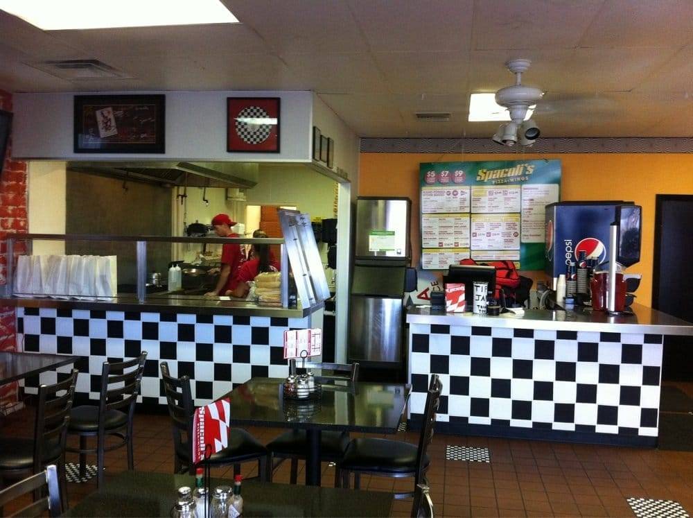 Spacolis Pizza & Wings | restaurant | 1515, 1826 N Scottsdale Rd, Tempe, AZ 85281, USA | 4806992336 OR +1 480-699-2336