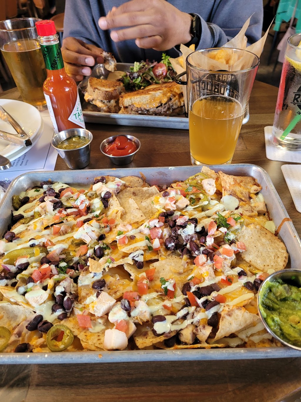 Draft Republic - San Marcos | restaurant | 255 Redel Rd, San Marcos, CA 92078, USA | 7602903520 OR +1 760-290-3520