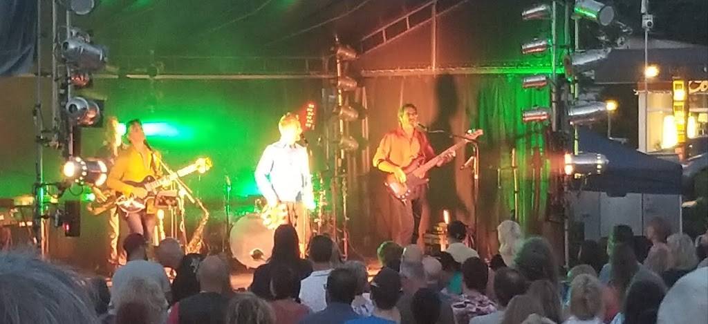 aux deux oliviers saint adele | restaurant | 147 Rue Morin, Sainte-Adèle, QC J8B 2P6, Canada | 4387222111 OR +1 438-722-2111