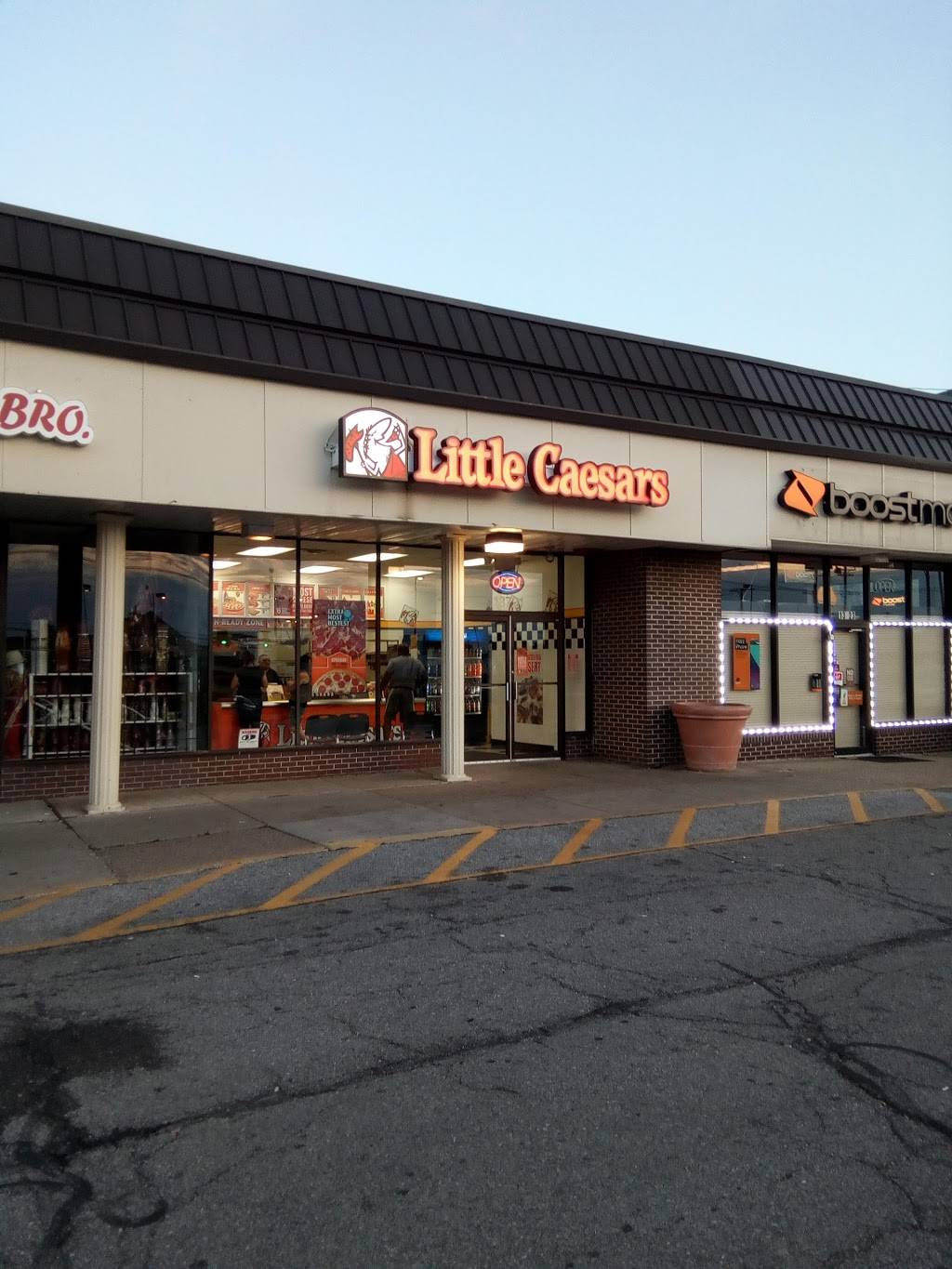 Little Caesars Pizza | meal takeaway | 13721 Lorain Ave, Cleveland, OH 44111, USA | 2164762266 OR +1 216-476-2266