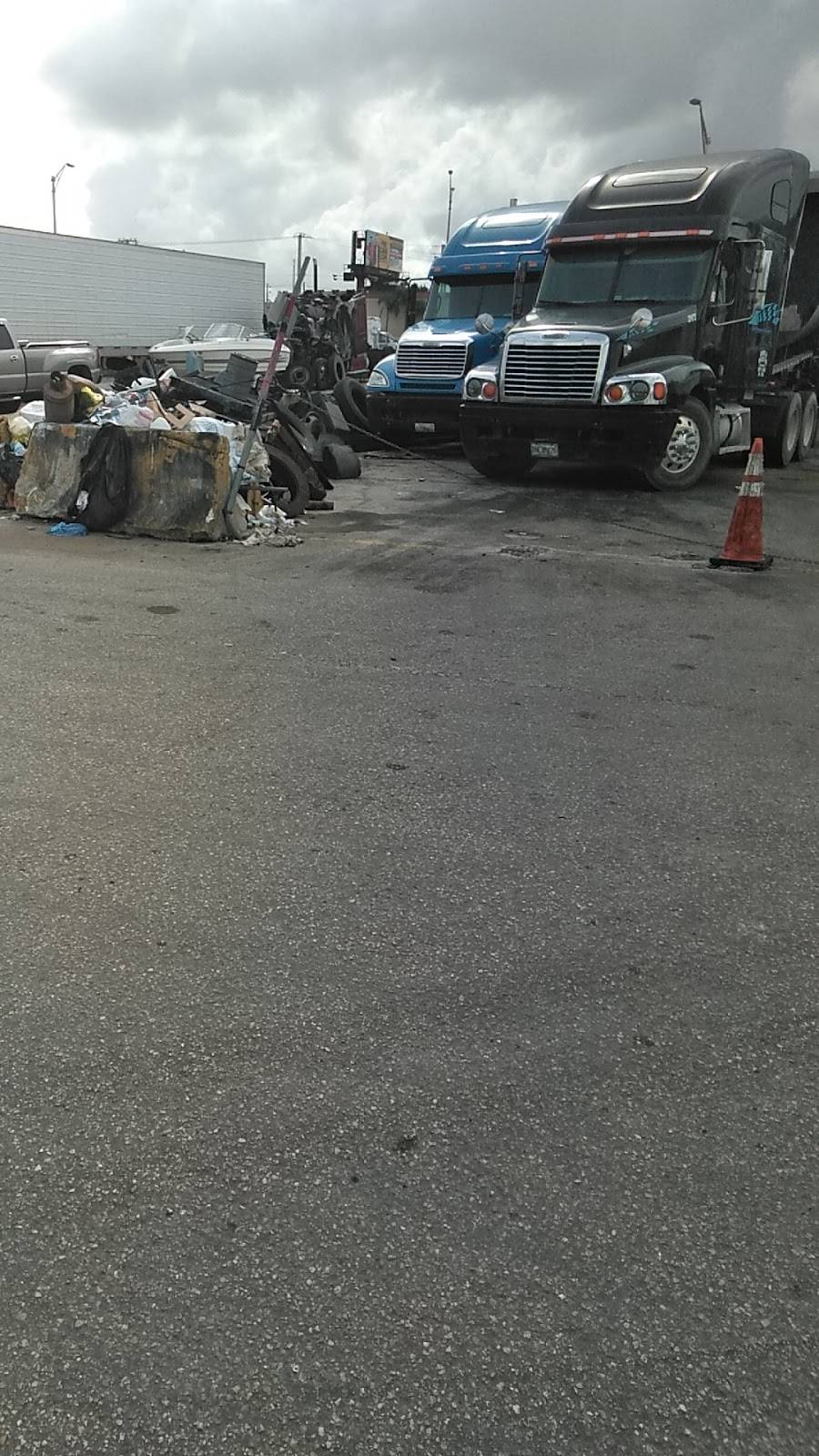 USA Truck Services Plaza Inc | restaurant | 9101 W Okeechobee Rd, Hialeah Gardens, FL 33016, USA | 3058228851 OR +1 305-822-8851